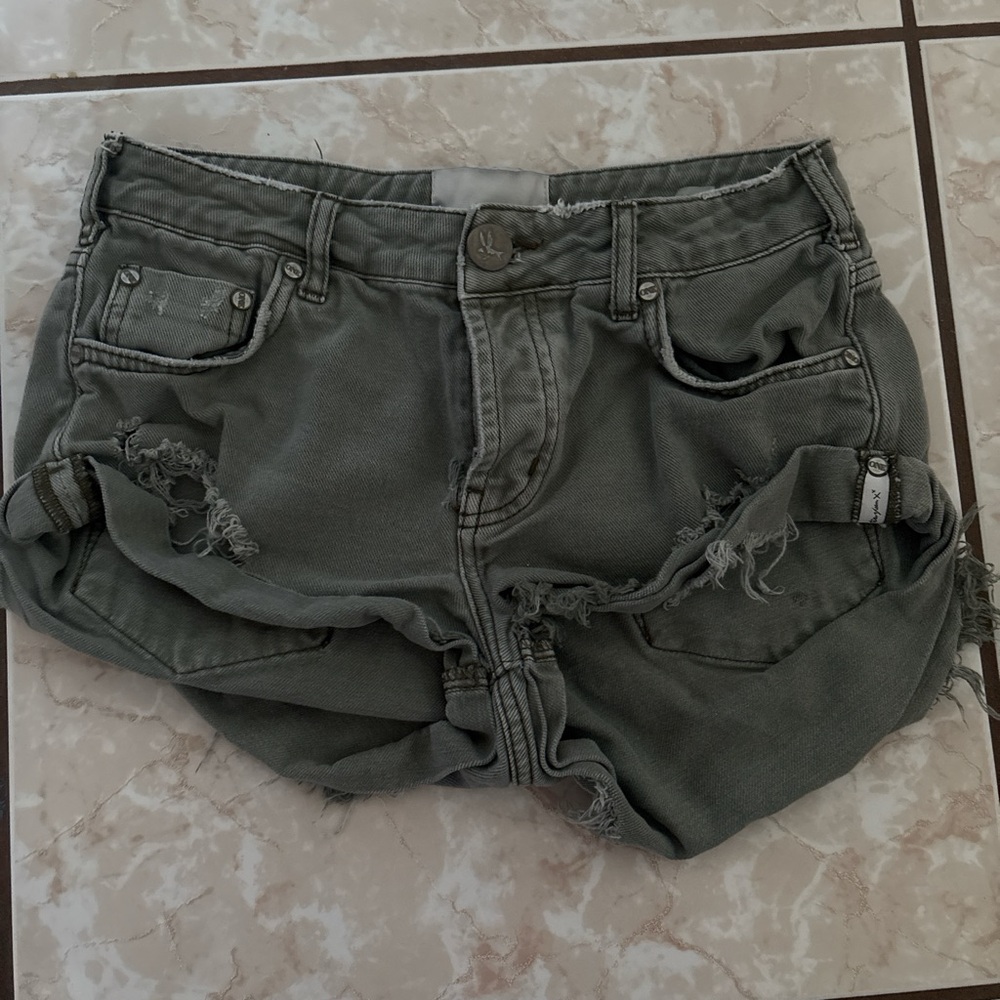 One Teaspoon Khaki Shorts
